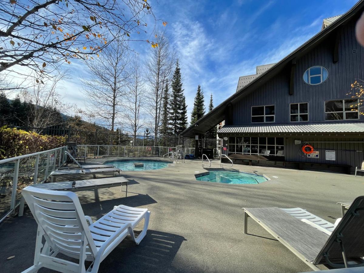 Best Ski In Ski Out Condo At Whistler Ngoại thất bức ảnh